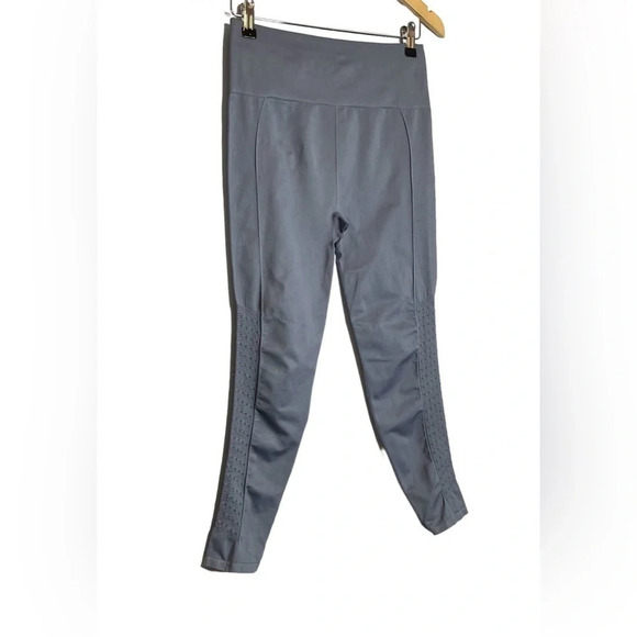 Fabletics | Eco Sync 7/8 Leggings High Waisted Second Skin Gray - Picture 6 of 8